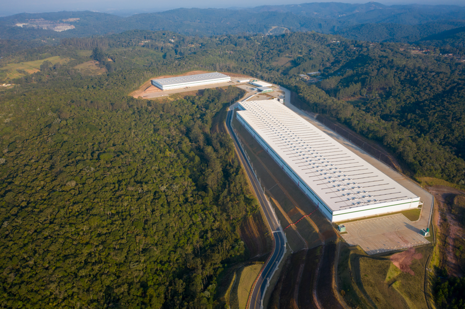 Galpão Logístico Régis Bittencourt Itapecerica da Serra 