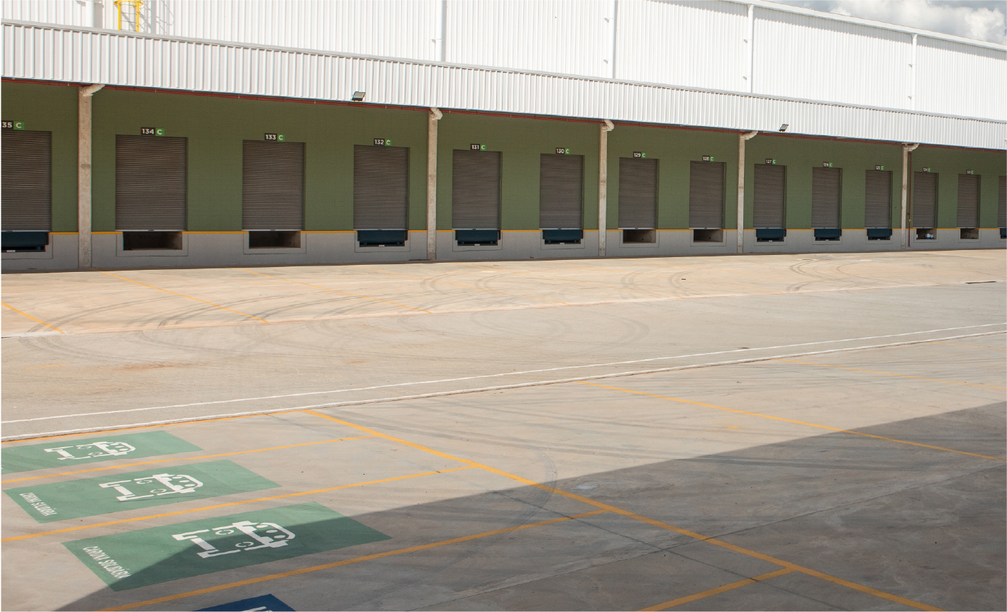 Galpão Logístico Régis Bittencourt São Paulo